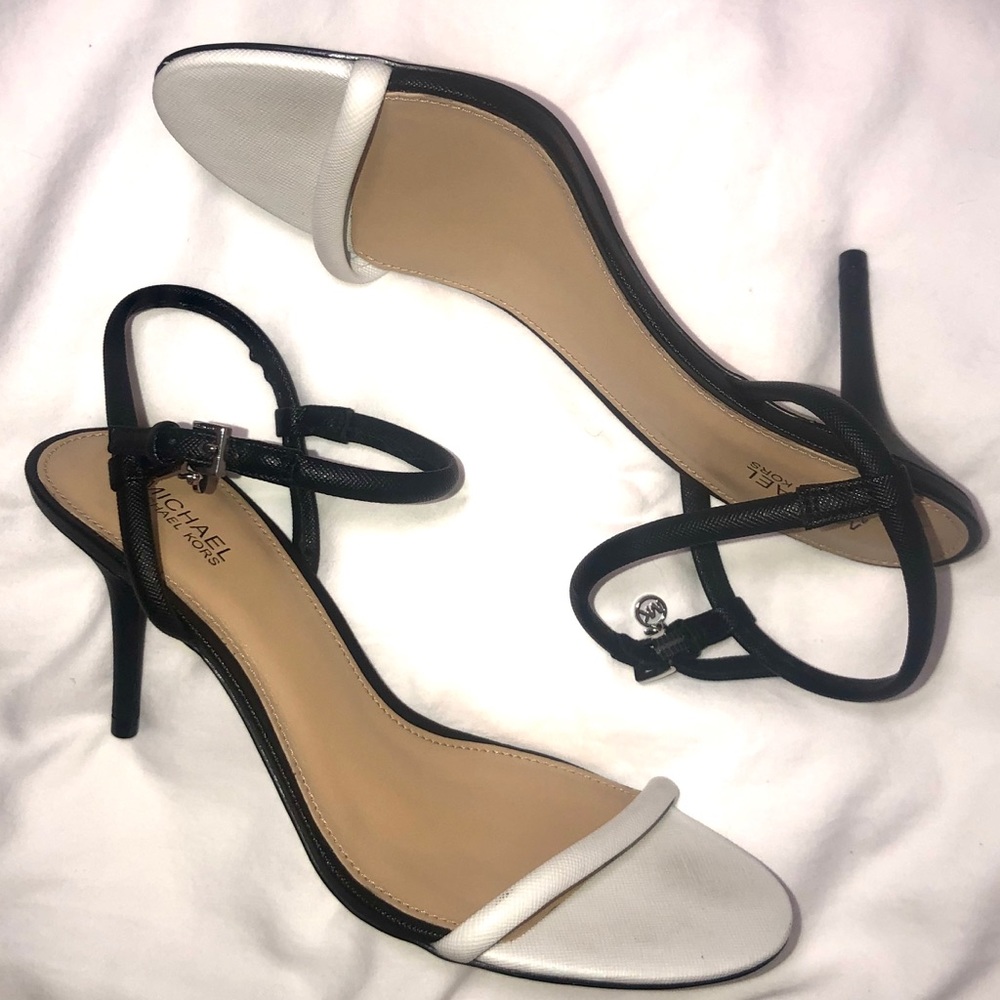 Micheal Kors Heels